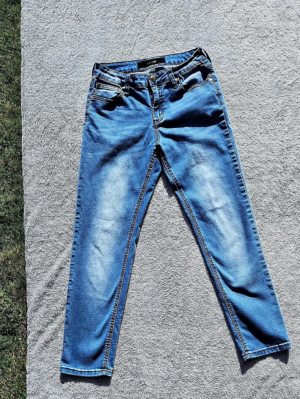 Joe's Jeans Mid-Rise Skinny Ankle Jeans Blue